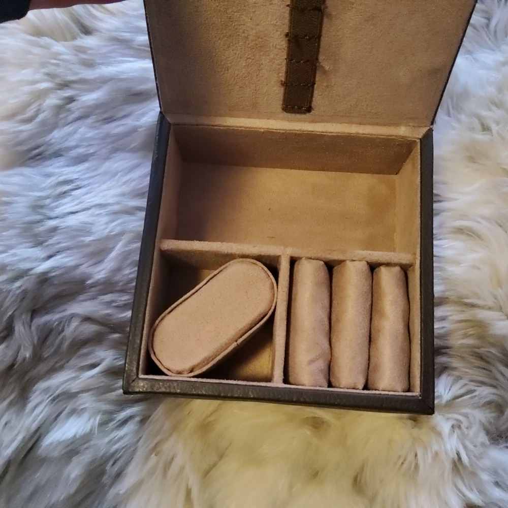 Pottery Barn Colby Leather Travel Box "Espresso" EUC - Picture 6 of 11